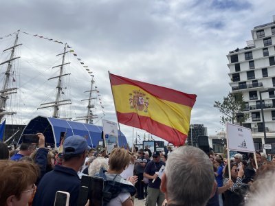 L'équipage du voilier espagnol Pascual Flores. - Maëlys Blondel