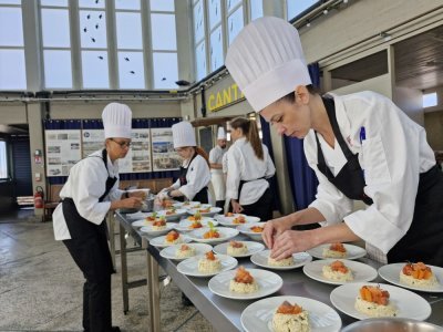 Beaucoup se destinent à ouvrir leur propre restaurant, un jour, en Ukraine. - Célia Caradec