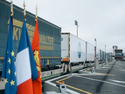 Le terminal de ferroutage du port de Cherbourg inauguré. - ©Galliot/Région