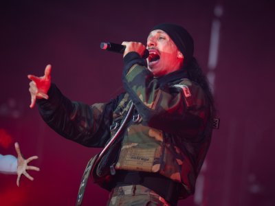 Pour le plus grand bonheur de ses fans, le chanteur Rilès s'est produit à Briouze en Normandie. - Stéphane Mahot