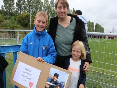 Rubben est venu en famille pour décrocher des autographes. - Célia Caradec