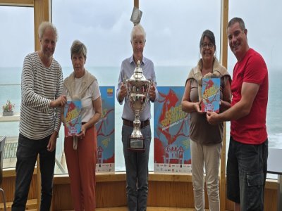 Xavier Cucuel, Dominique Arnaldi, Roger Davy, Catherine Coudrin et Jean-Pascal Edeline lors de la présentation du livre sur les 30 ans de la Coupe Soisbault, à Granville. - Jean-Pascal Edeline