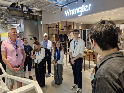Lors du retail tour, les entrepreneurs ont rencontré différents importateurs et revendeurs potentiels. - Célia Caradec