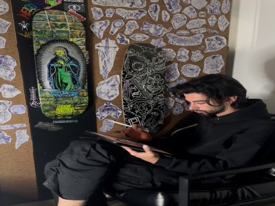 Un tatoueur est convié à l'événement : Zold.