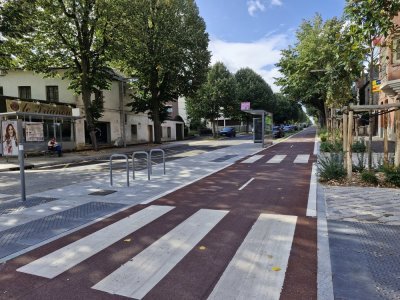 Voici à quoi ressemble l'avenue des Canadiens de Rouen après les travaux d'aménagement qui ont duré 20 mois.