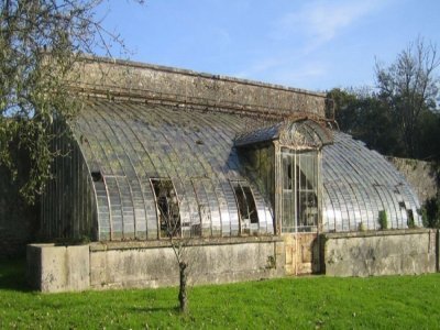 La serre du château de Servigny à Yvetot-Boacage dans la Manche. - Fondation du Patrimoine