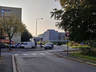 Les policiers sont d'abord intervenus dans le cadre d'une enquête pour trafic de drogue. - Thibault Lecoq