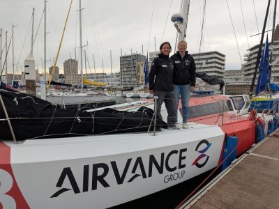 C'est à bord de l'ancien Class 40 de Ian Lipinski, vainqueur de la Transat Jacques Vabre en 2019, que le duo va prendre la mer. - Célia Caradec