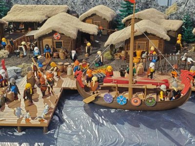 Les Vikings en version Playmobil : exemple de diorama passé inspiré par l'Histoire. Cette année ce sera une grande fresque épique sur la guerre du Péloponnèse. - Elodie Laval