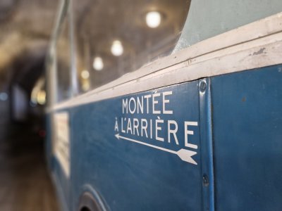 Quelques charmants détails du passé. - Célia Caradec