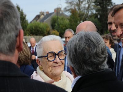 Il était accompagné de Françoise Gatel, ministre en charge de l'Aménagement du territoire. - Thibault Lecoq Il était accompagné de Françoise Gatel, ministre en charge de l'Aménagement du territoire. - Thibault Lecoq