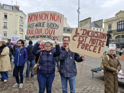 Ils refusent l'article 23 du projet de loi de finances. - Thibault Lecoq