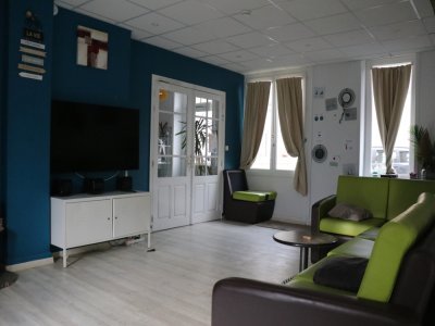 Une pièce de vie à Troarn.