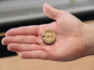 Voilà le résultat offert par la découpeuse laser. Cette machine permet de répondre à certains enseignements. Les étudiants peuvent aller jusqu'à la conception dans la conduction de leur projet.