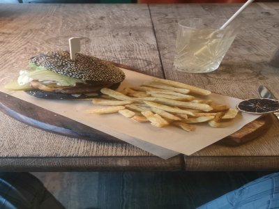 Le "Sons Burger", avec le "Lou Kombucha".