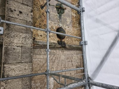 Le cadran solaire et lunaire sera lui aussi restauré. - Célia Caradec