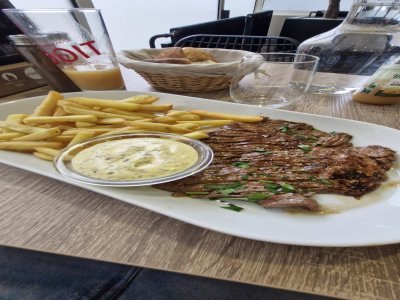 Bavette d'Angus avec frites.