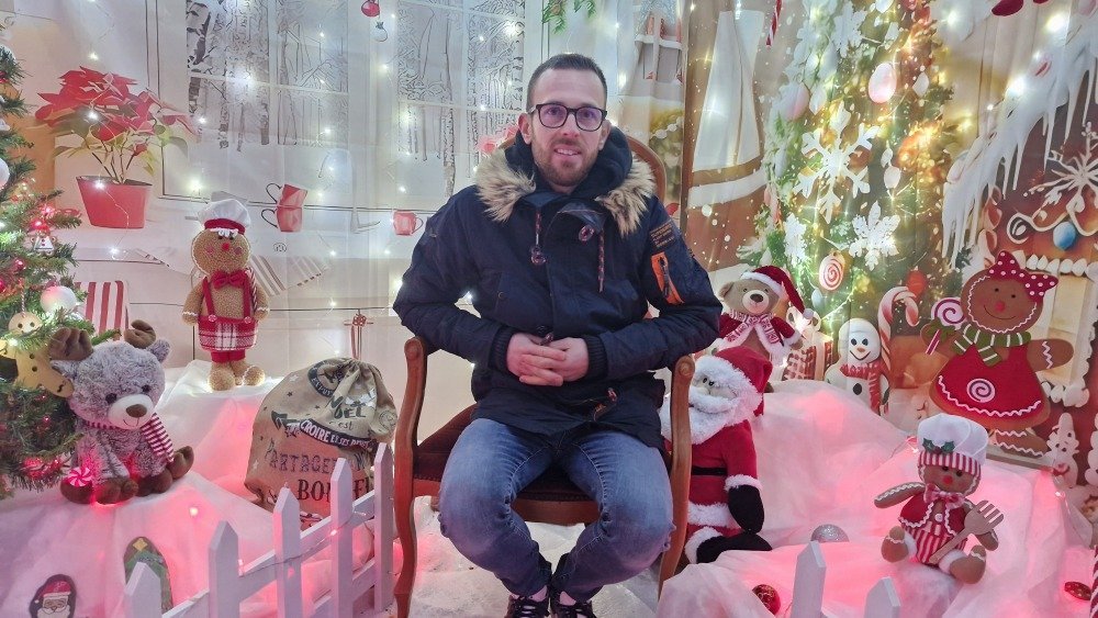 Jimmy Bourget a recr&eacute;&eacute; la maison et l'atelier du p&egrave;re No&euml;l.