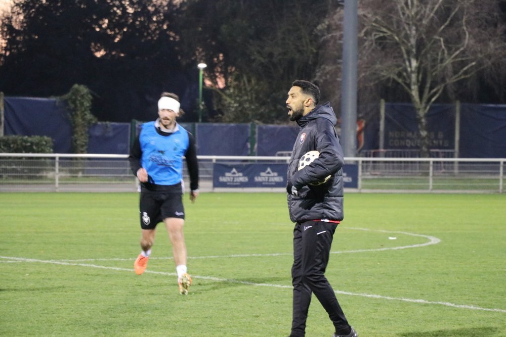 Ga&euml;l Clichy d&eacute;j&agrave; &agrave; l'action, le jour de l'annonce de son arriv&eacute;e au club.