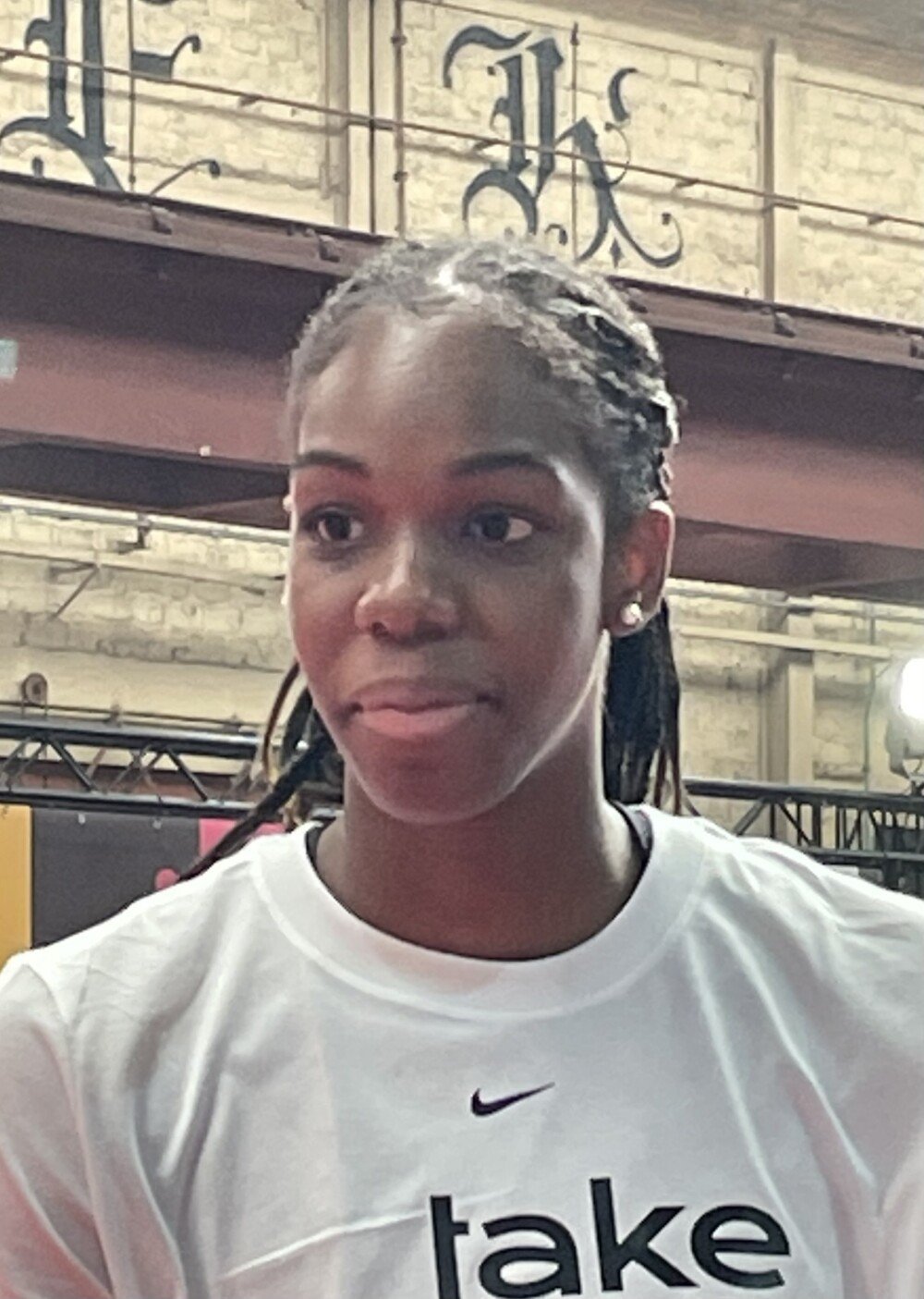 Dominique Malonga est une &eacute;toile montante du basket fran&ccedil;ais.