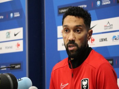 Ga&euml;l Clichy est le nouvel entra&icirc;neur du SM Caen. - L&eacute;o Besselievre