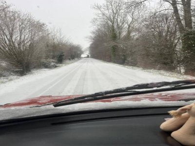 Les routes &eacute;taient difficiles aujourd'hui, et le seront s&ucirc;rement aussi demain&nbsp;! - C&eacute;line Caron &agrave; Martainville dans l'Eure