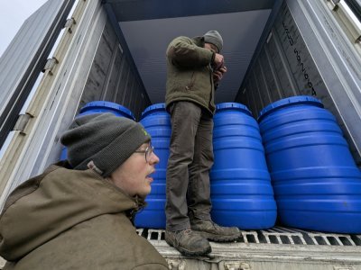 A l'int&eacute;rieur de ce camion, des boyaux de mouton en provenance de Chine. - C&eacute;lia Caradec