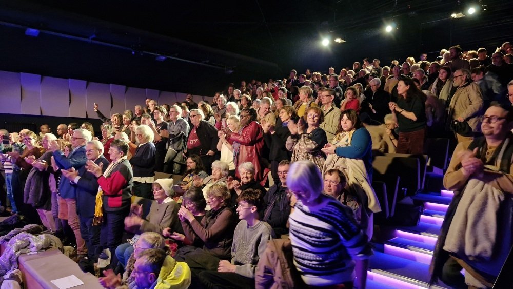 Le public &eacute;tait venu nombreux pour ce premier meeting.