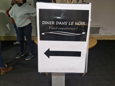 "Pour faire conna&icirc;tre le restaurant le vendredi soir, on a cherch&eacute; des concepts atypiques."&nbsp;C'est comme &ccedil;a qu'est n&eacute; le d&icirc;ner dans le noir.&nbsp;