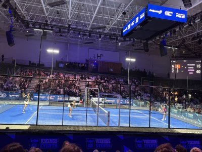La finale femmes opposait la Fran&ccedil;aise Alix Collombon en &eacute;quipe avec l'Espagnole Jana Montes Cabruja aux Espagnoles Aida Martinez Sanjuan et Anna Ortiz Gasco. - Thibault Lecoq