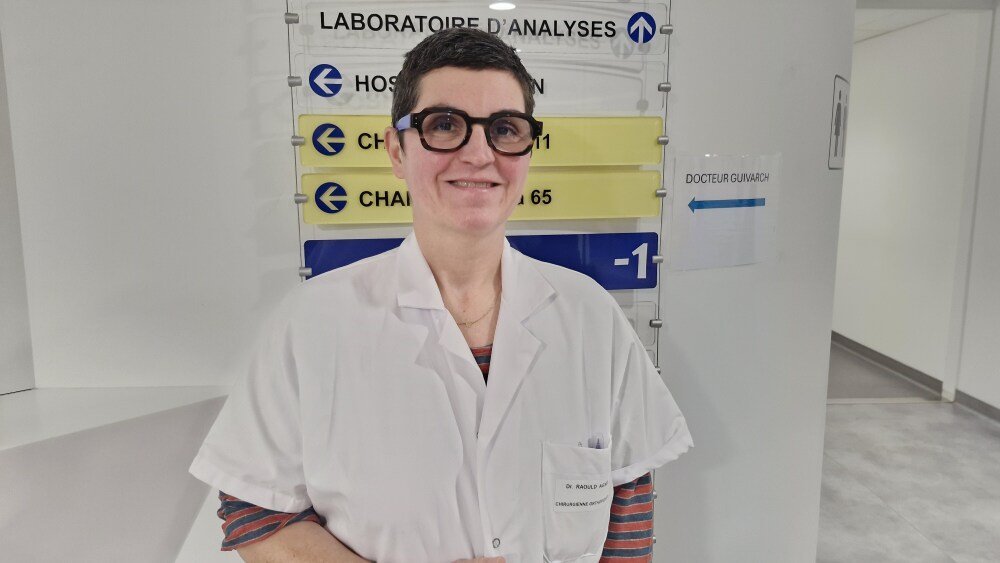 Agn&egrave;s Raould est l'une des trois chirurgiens orthop&eacute;distes de la Polyclinique du Cotentin.