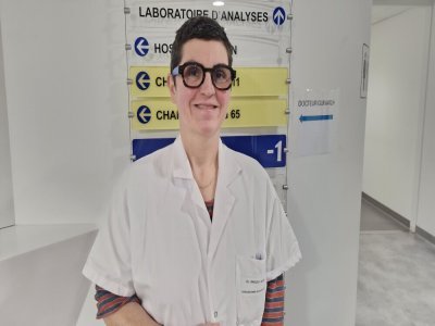 Agn&egrave;s Raould est l'une des trois chirurgiens orthop&eacute;distes de la Polyclinique du Cotentin. - Julien Rojo