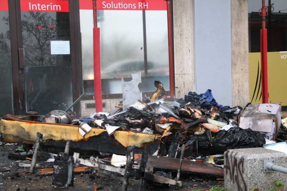Les pompiers ont r&eacute;alis&eacute; des op&eacute;rations de d&eacute;blai.