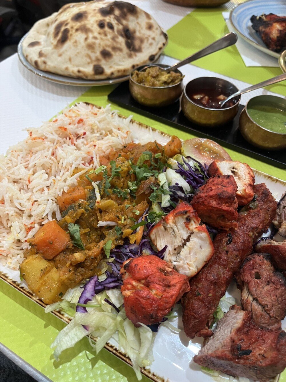 रूएन में अच्छा खाना. राजस्थान गौरमंड में भारत की यात्रा करें