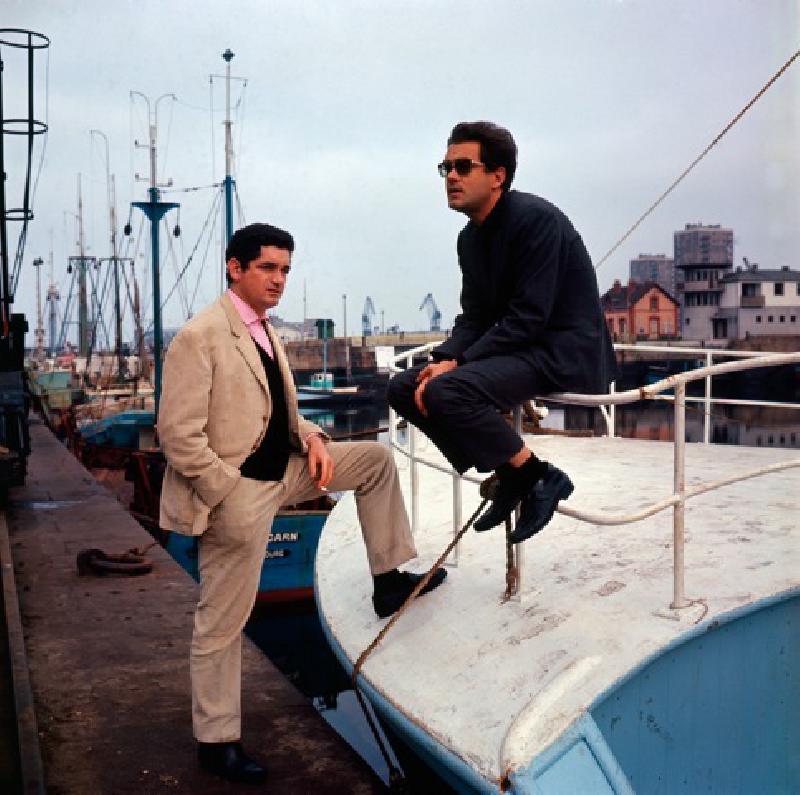 Jacques Demy et Michel Legrand à Cherbourg, pendant le tournage - DR