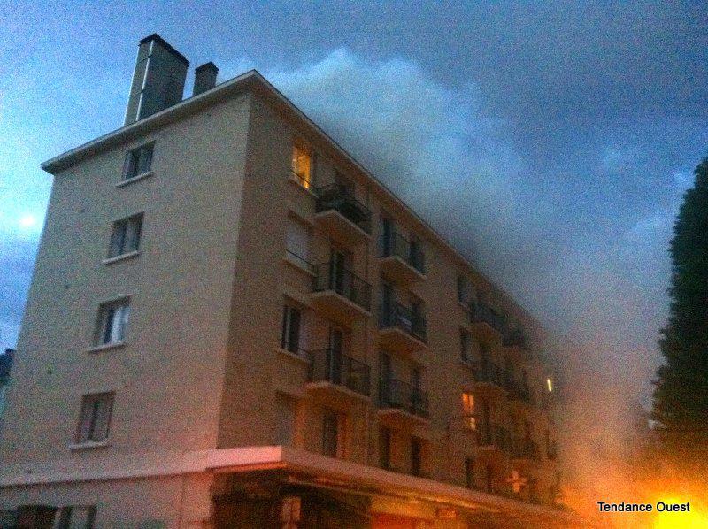 Incendie rue de l'Oratoire à Caen. - Pierre Geffrotin