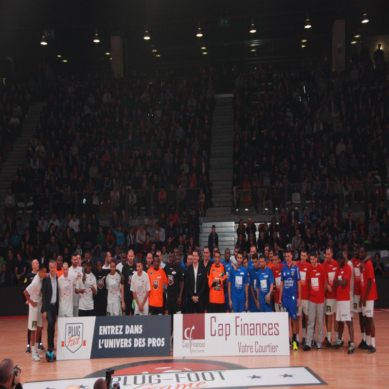 Les joueurs posant avant les matchs.