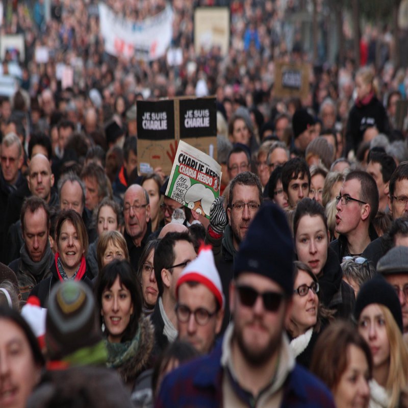 Rassemblement pacifiste du 11 janvier 2015 à Caen, suite à l'attentat perpétré à Charlie Hebdo.
