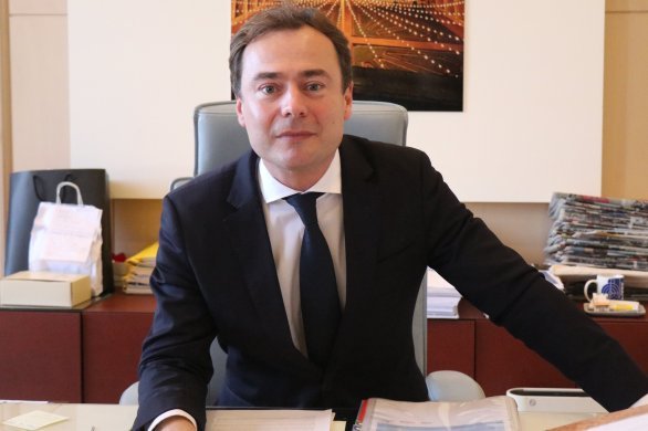 Municipales 2026 à Caen. "Maire corrompu" : Aristide Olivier dénonce les "propos inacceptables" d'Emma Fourreau et menace de déposer plainte