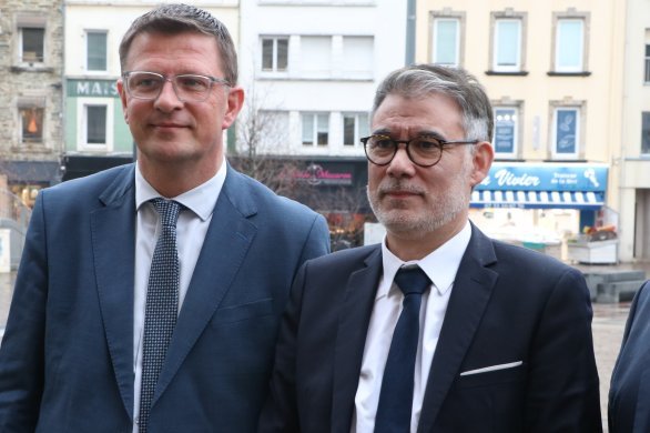 Municipales 2026. "La vie est plus belle dans les villes de gauche" : Olivier Faure soutient Benoit Arrivé à Cherbourg