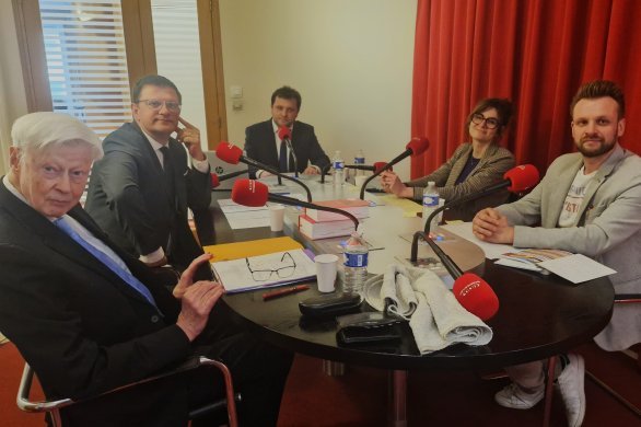 Podcast. Sécurité, logements, santé… Revivez le débat entre les quatre candidats à la mairie de Cherbourg !