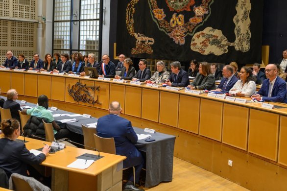 Le Havre. Une équipe resserrée autour d'Edouard Philippe : qui sont les adjoints au maire ?